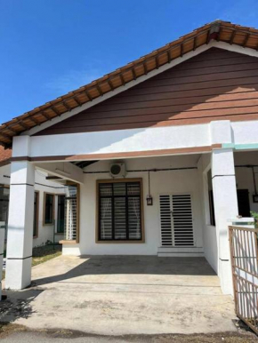 Rumah Armand Masjid Tanah Ria 3